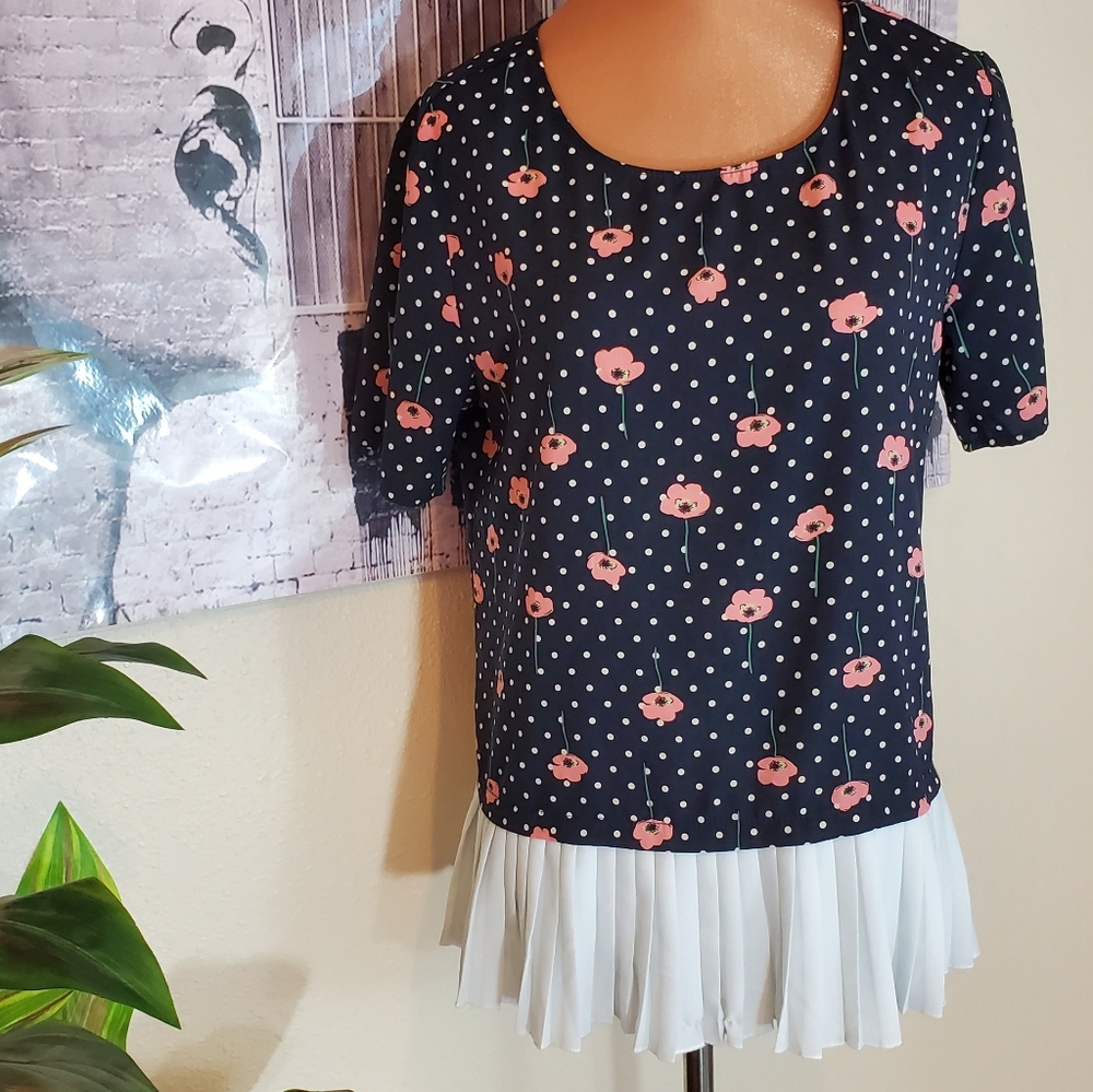 🌞 Floral Blouse